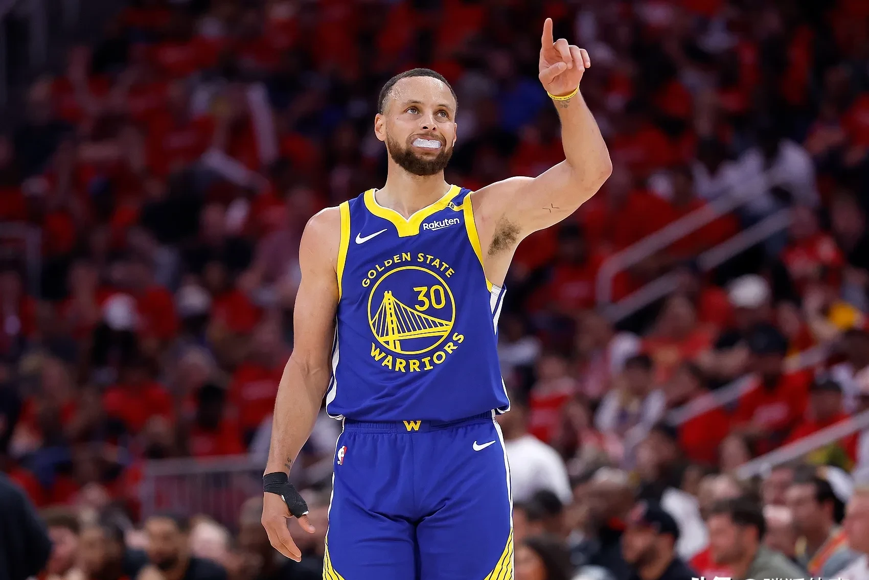 包含勇士赛后接受采访：巴黎是我最难对付的对手的词条-爱游戏用户社区