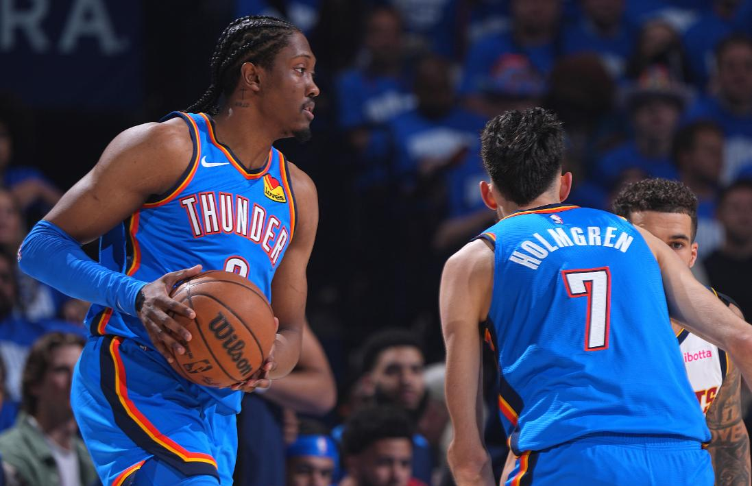 浙江队迎NBA总决赛关键赛；清晨复出首秀；震撼外界；更衣室氛围转暖的简单介绍-爱游戏用户社区